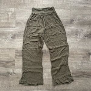 Charlotte Russe Green Textured Pants